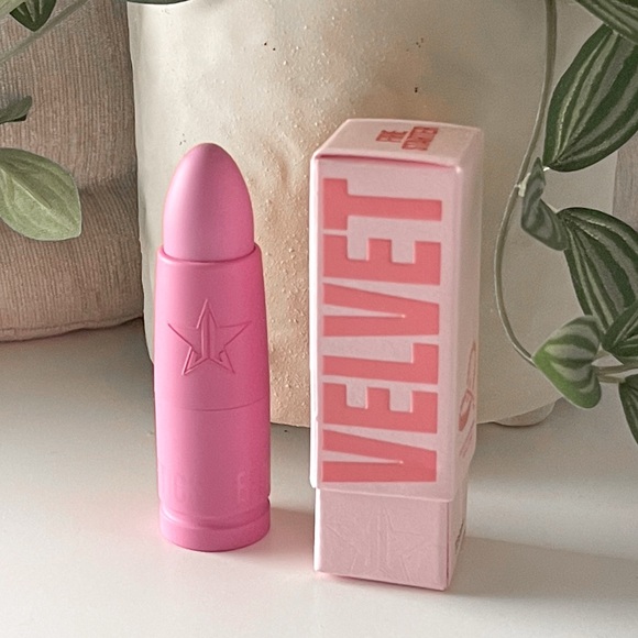 NEW Fire Starter Velvet Trap Lipstick Jeffree Star - Picture 3 of 4